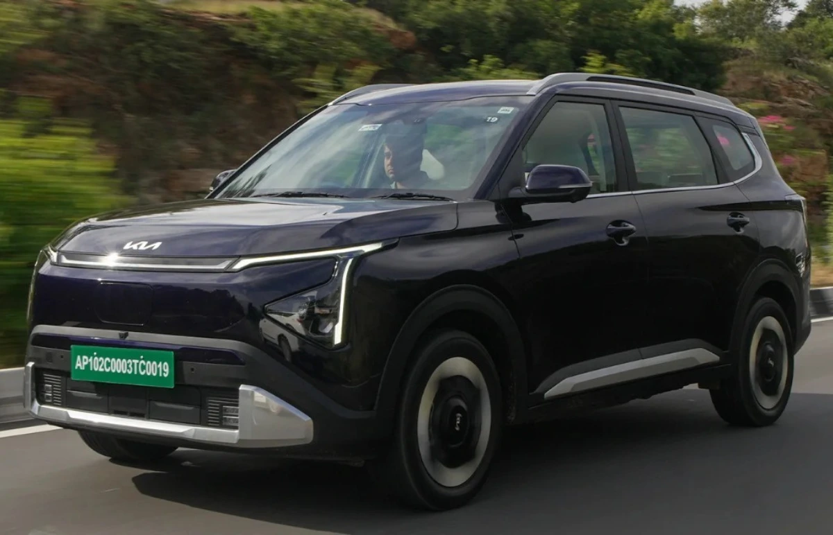 Kia Carens clavis EV Variants